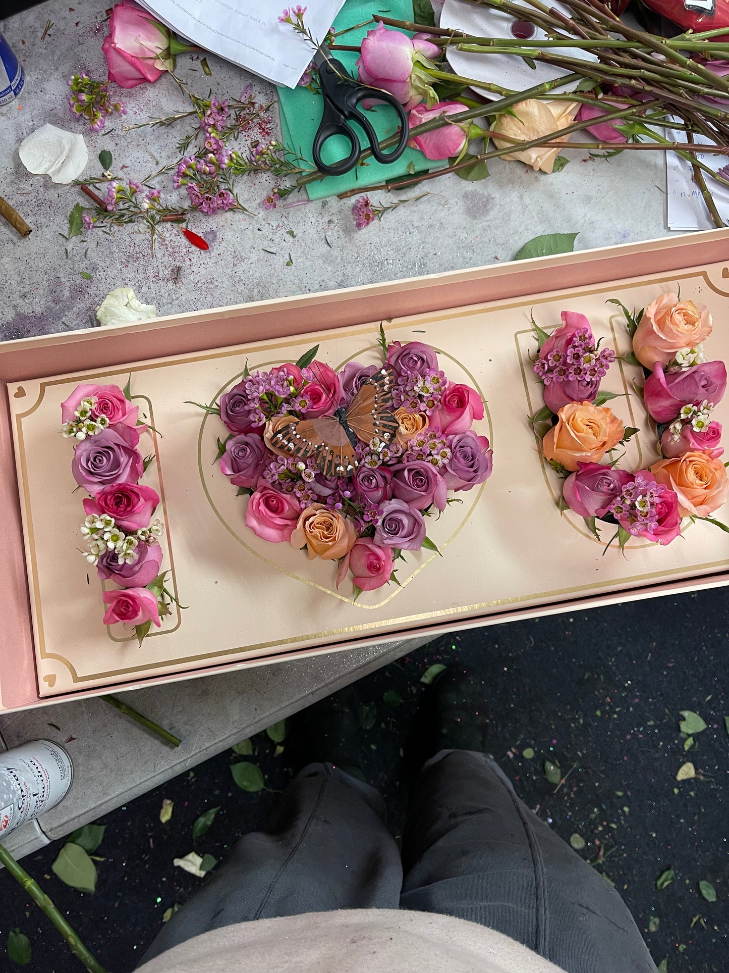 V-Day ILY Box