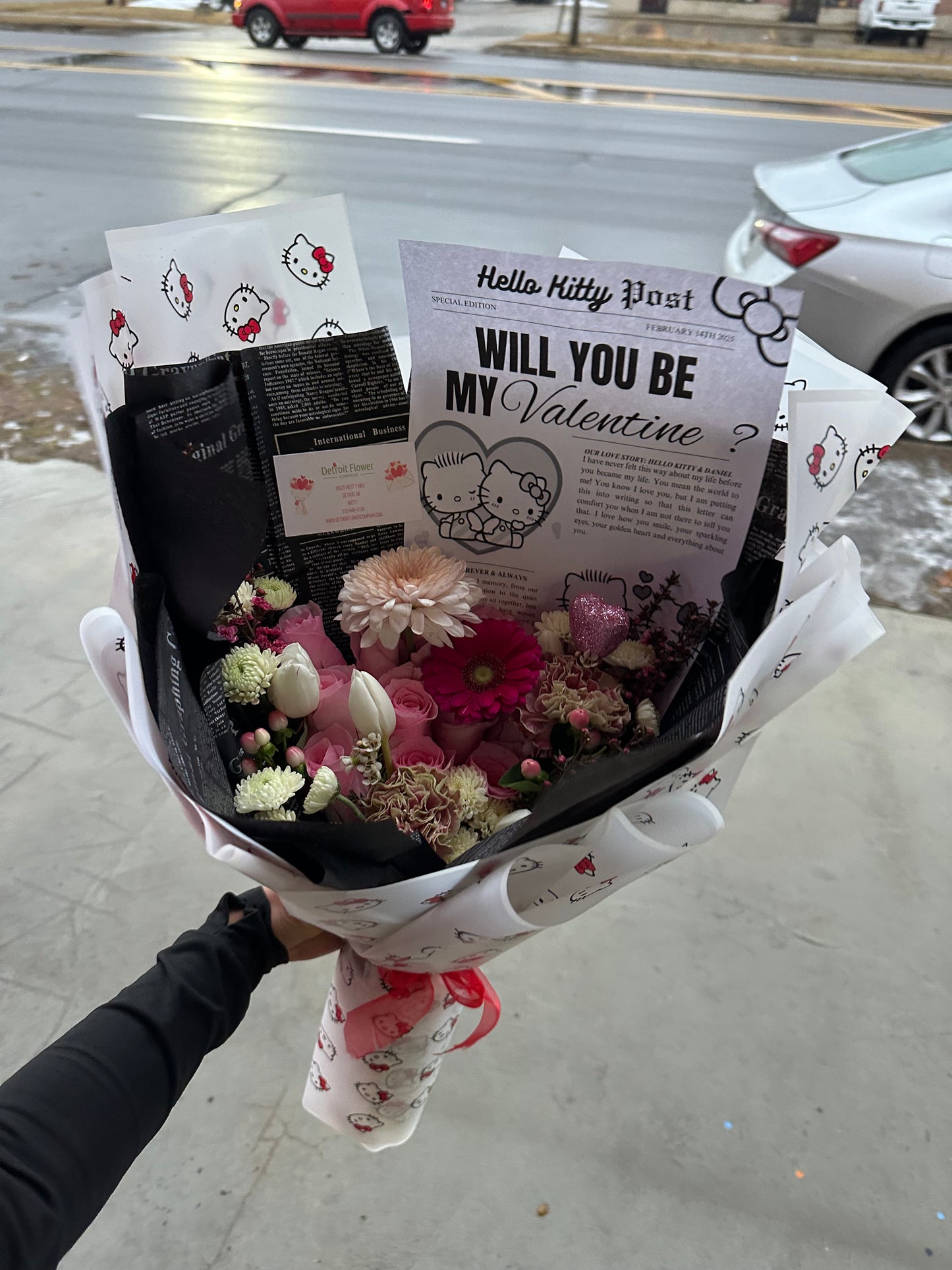 Hello Kitty Post Bouquet