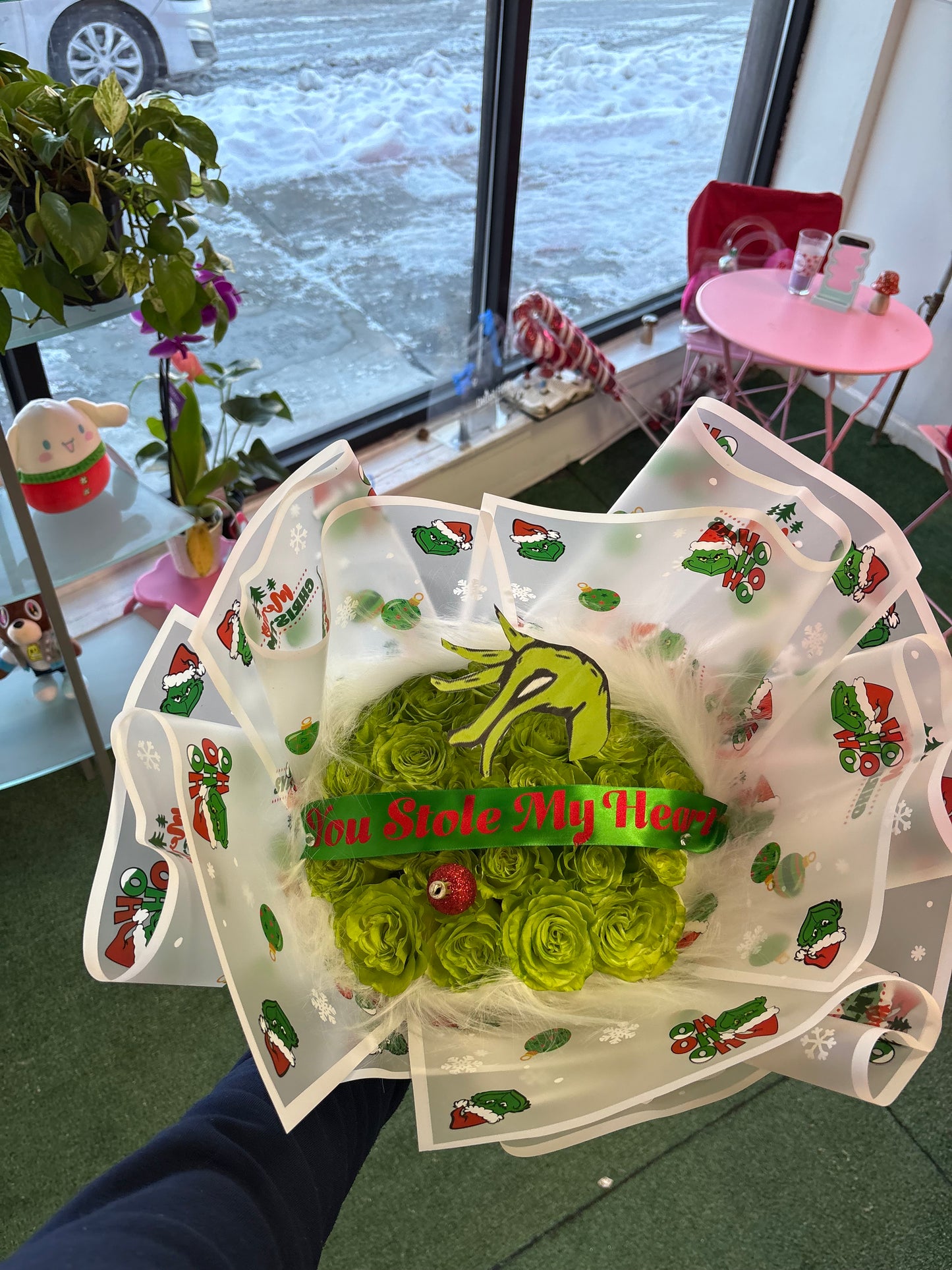 Stole my Heart Grinch Bouquet