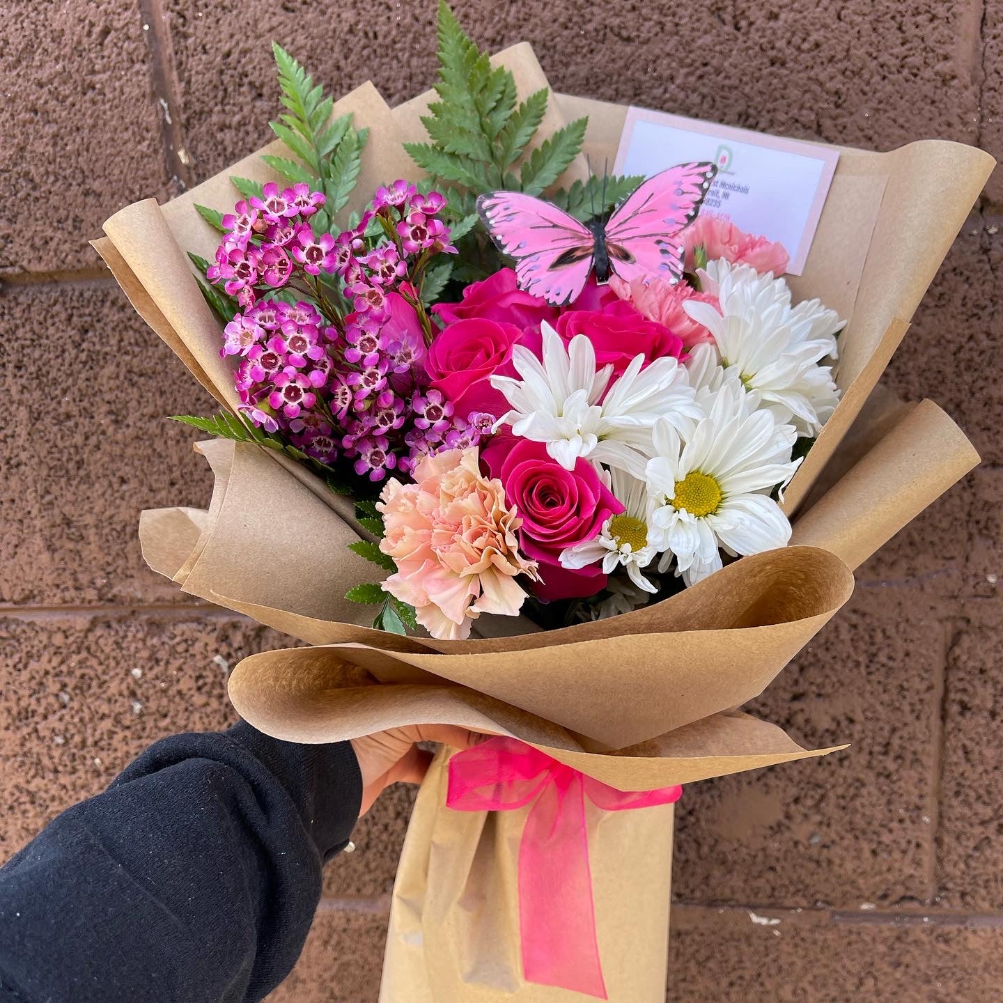V-Day Mini Rose Bouquet